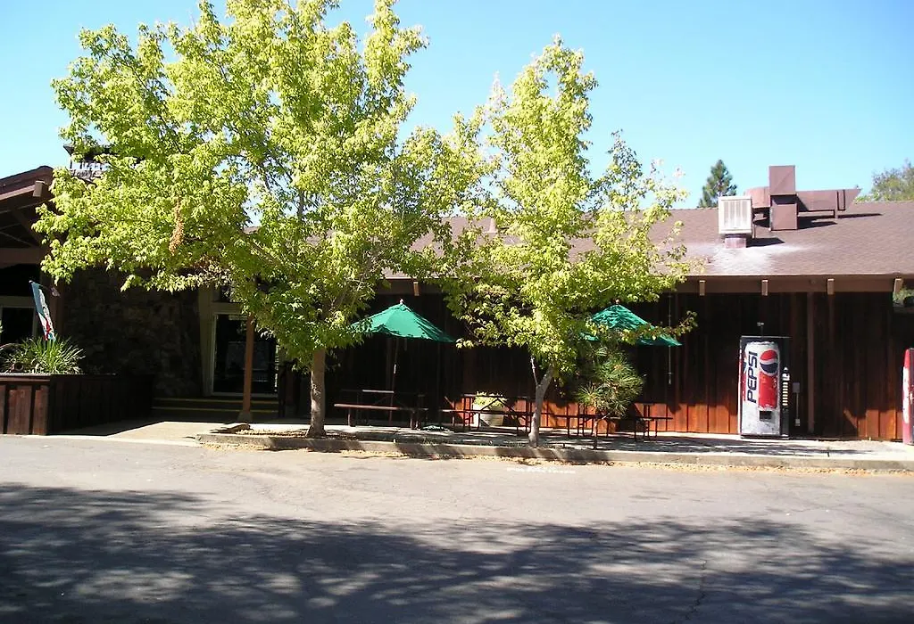 Lake Of The Springs Camping Resort Cabin 2-1